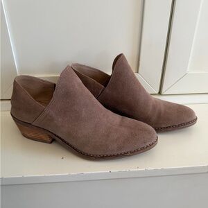Lucky Brand Taupe Suede Ankle Boots